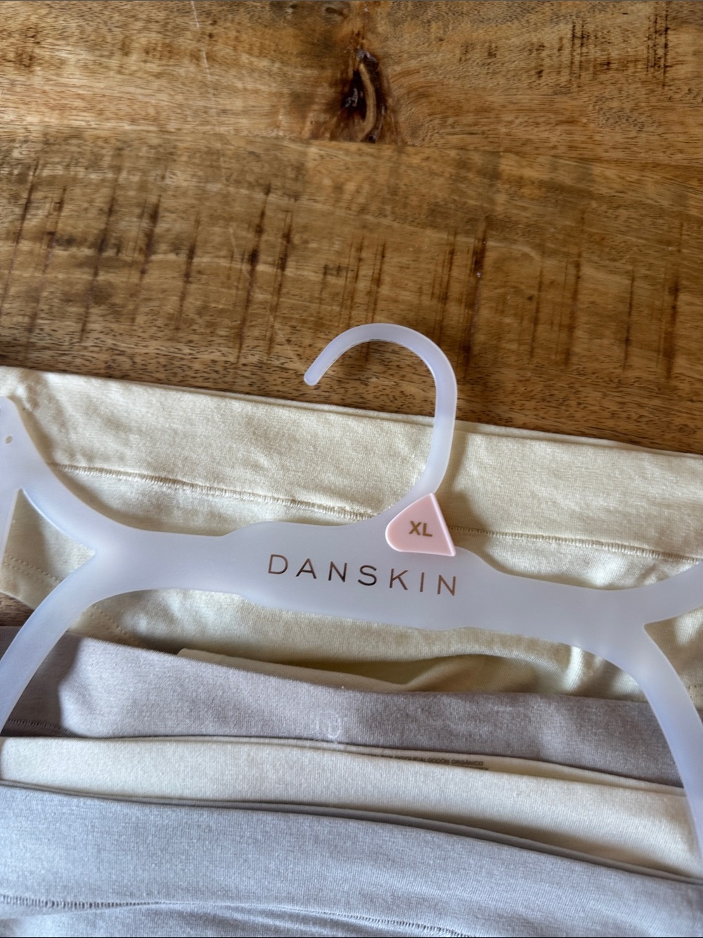 Danskin Organic Cotton Thong Set - light nudes pastels beige set of 5 NWT - Picture 4 of 6